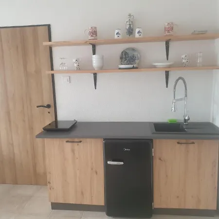 Lägenhet Snina Studio Apartment *